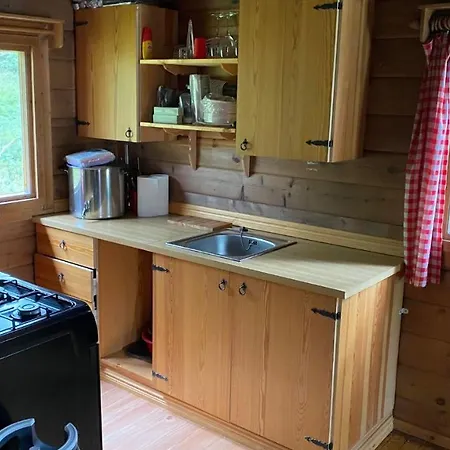 Jakt Og Fiskehytte I Naturskjonne Pasvik Svanvik