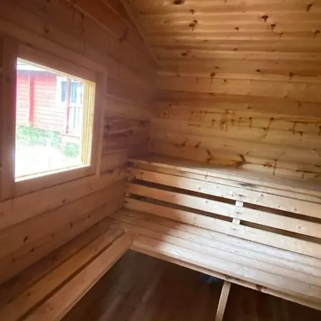 Jakt Og Fiskehytte I Naturskjonne Pasvik * Svanvik